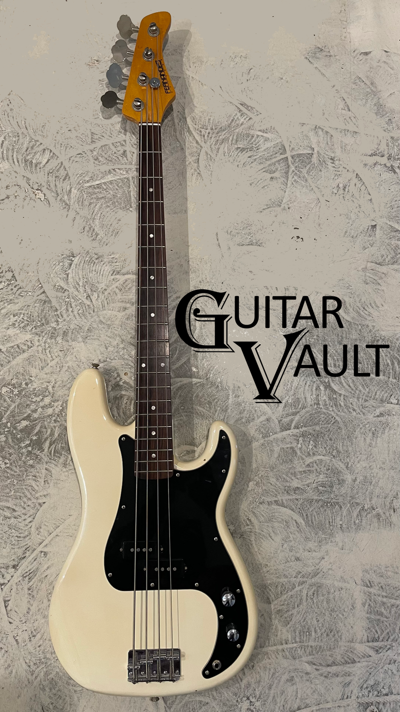 Fernandes Bass-Vintage White