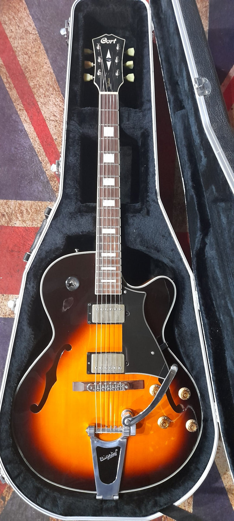 USED Cort Yorktown Archtop Guitar w/- case