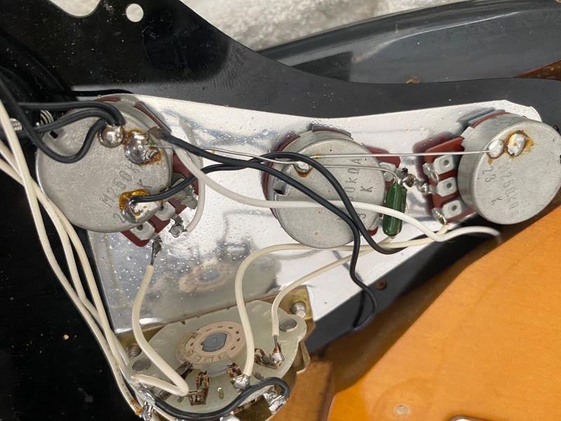 Fender ‘Silver Series’ -Japan Squire strat -Vintage