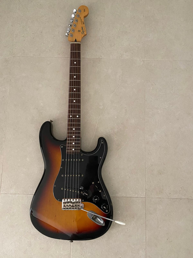 Fender ‘Silver Series’ -Japan Squire strat -Vintage