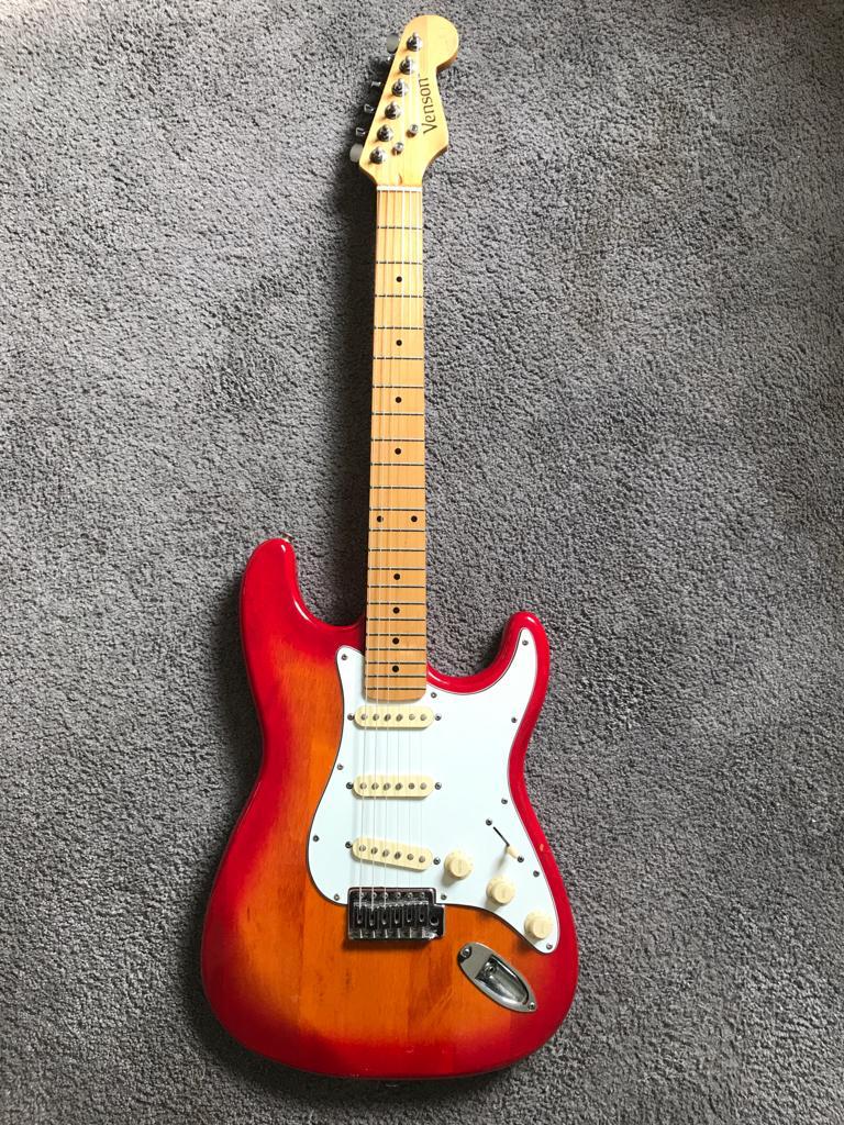 Vintage Venson Custom Craft - MIK