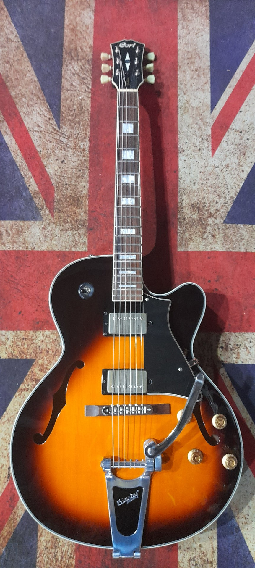 USED Cort Yorktown Archtop Guitar w/- case