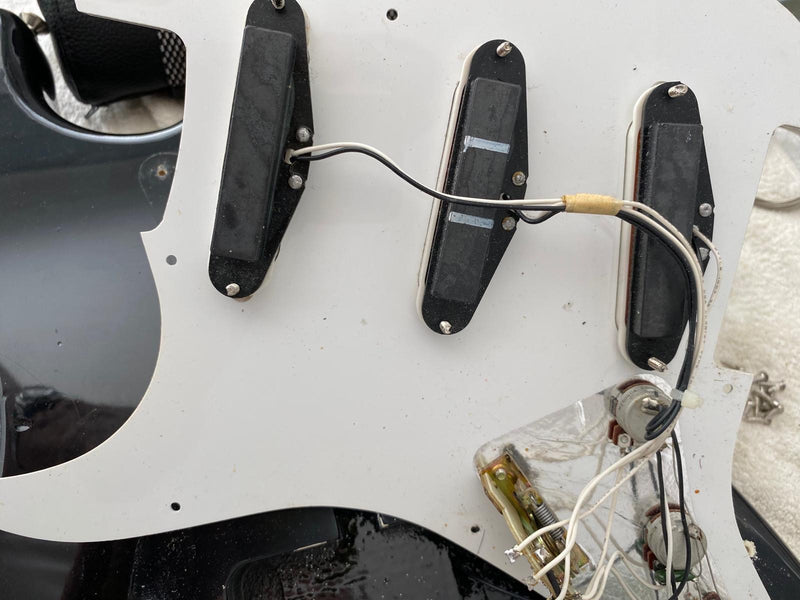 Fender Squire Strat-Japan Vintage