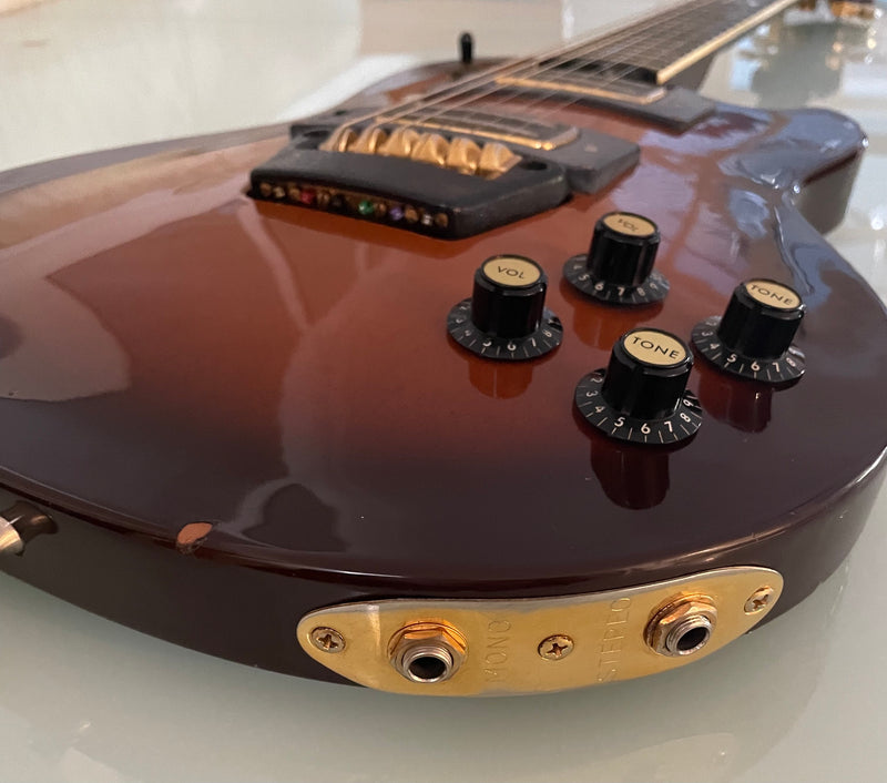Ovation UKII ‘Vintage electric’