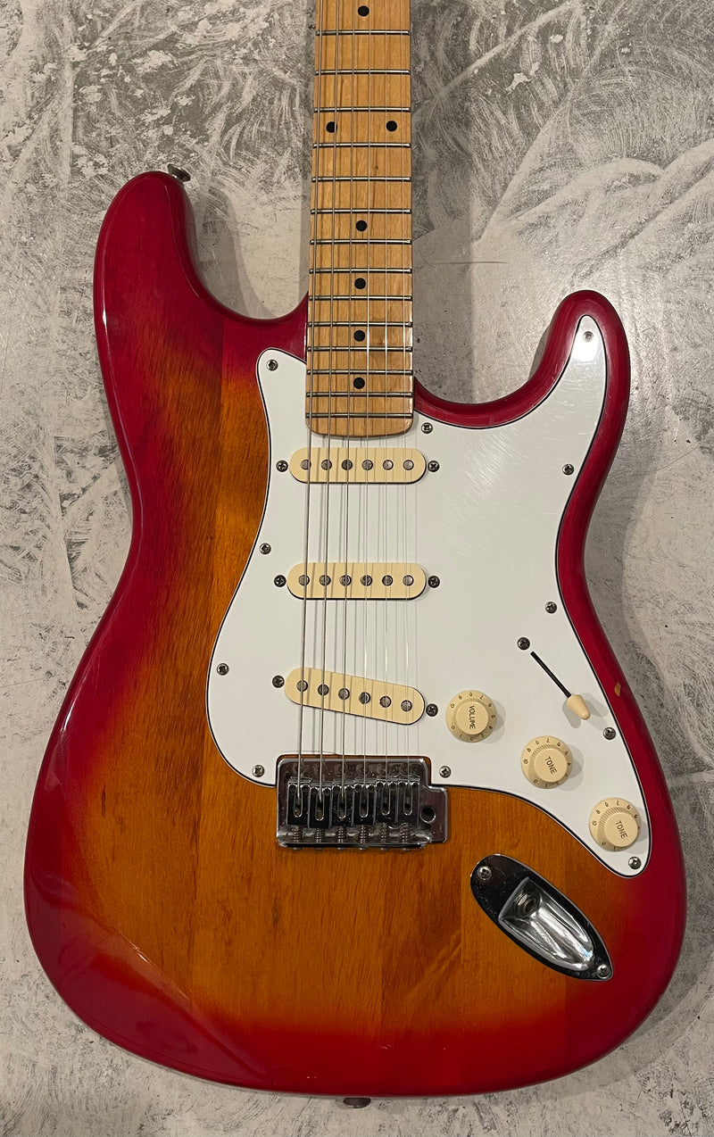 Vintage Venson Custom Craft - MIK